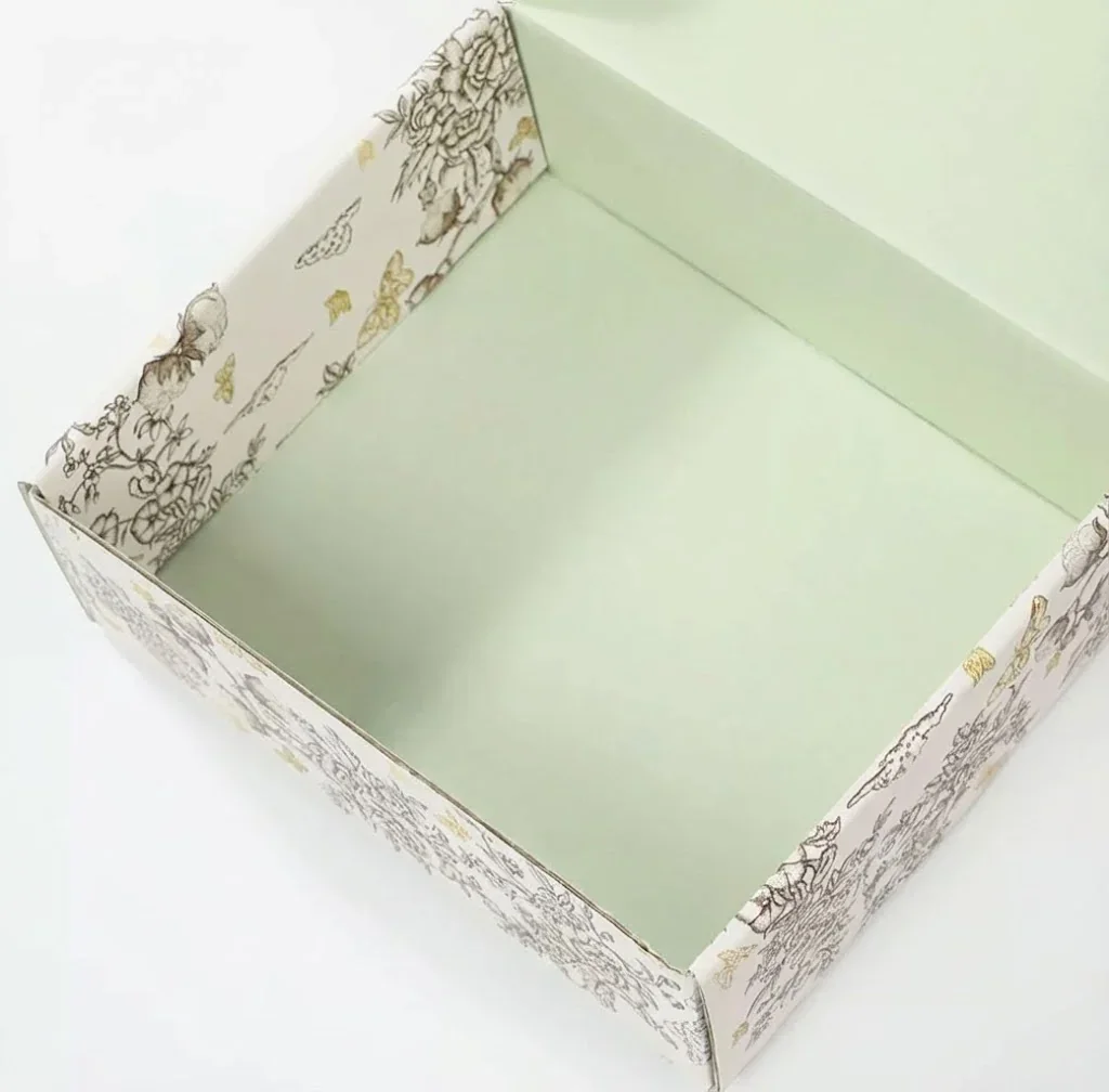 Coffret rigide imprimé motif floral