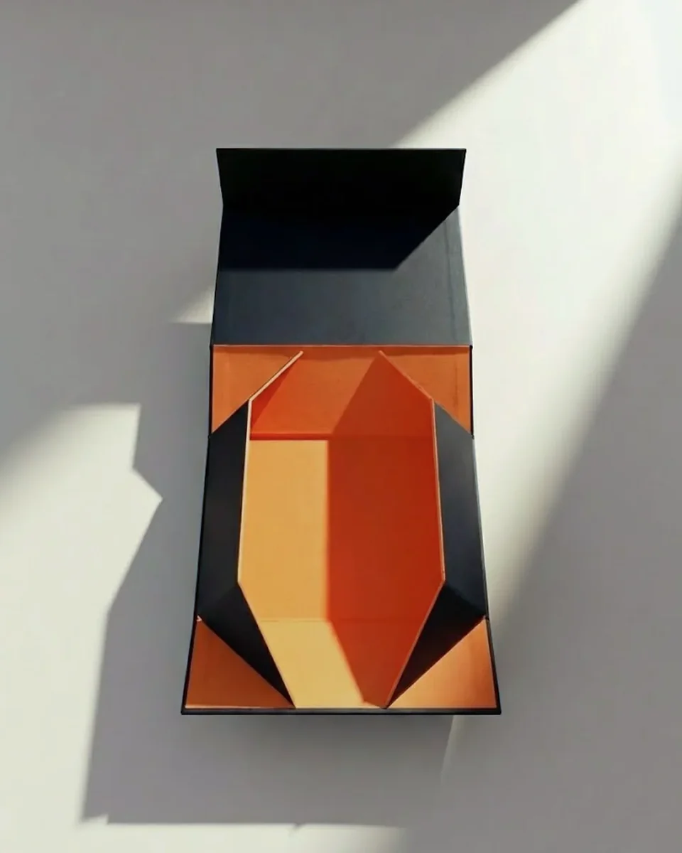 Coffret rigide pliable style origami